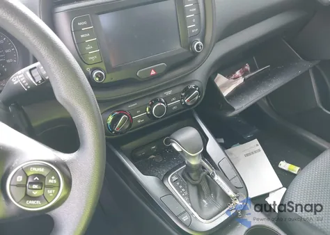 2021 Kia Soul Lx z USA, uszkodzony, nr VIN KNDJ23AU7M7147852